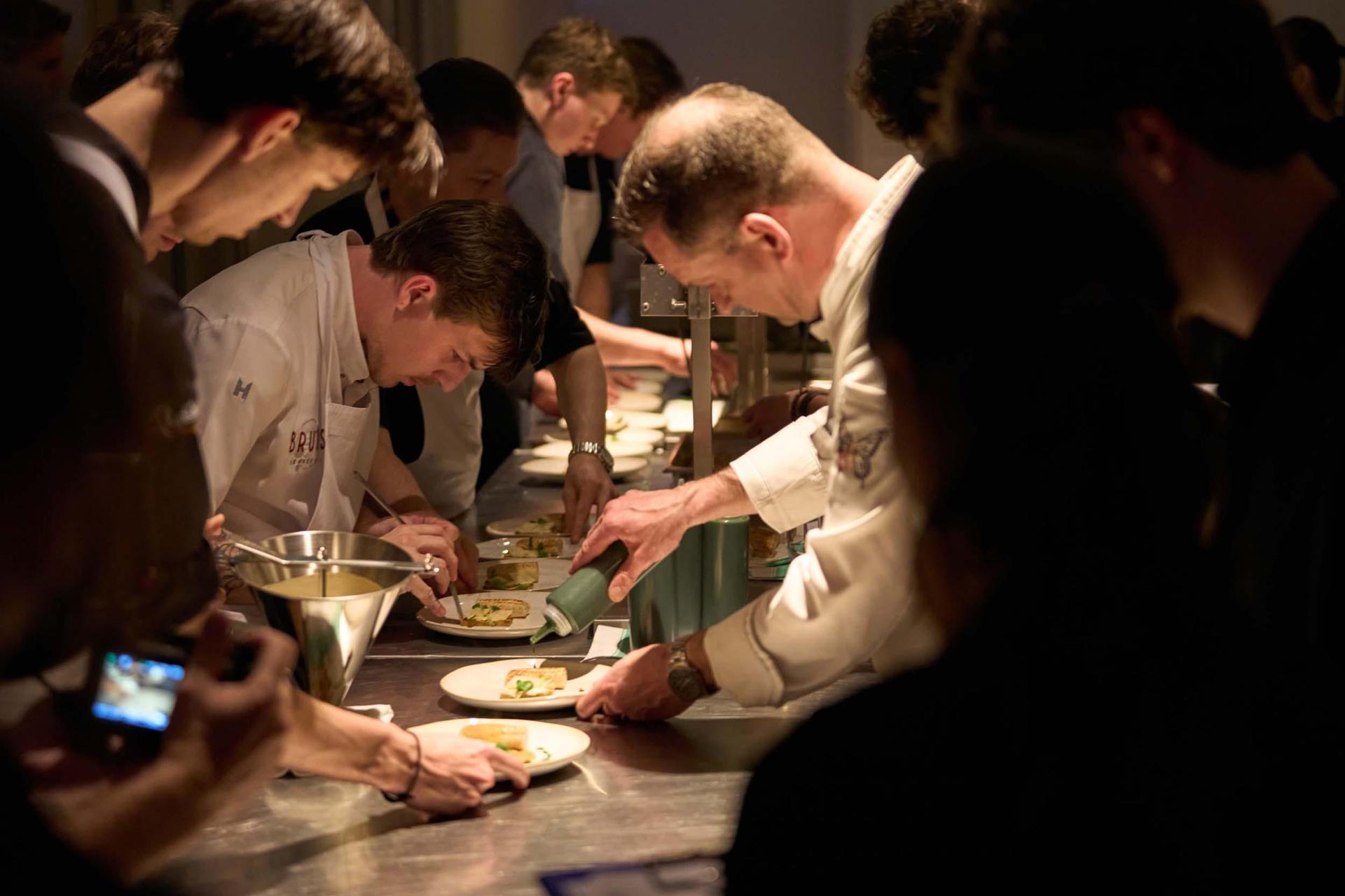 Chefs in actie achter de schermen bij PHIL Haarlem