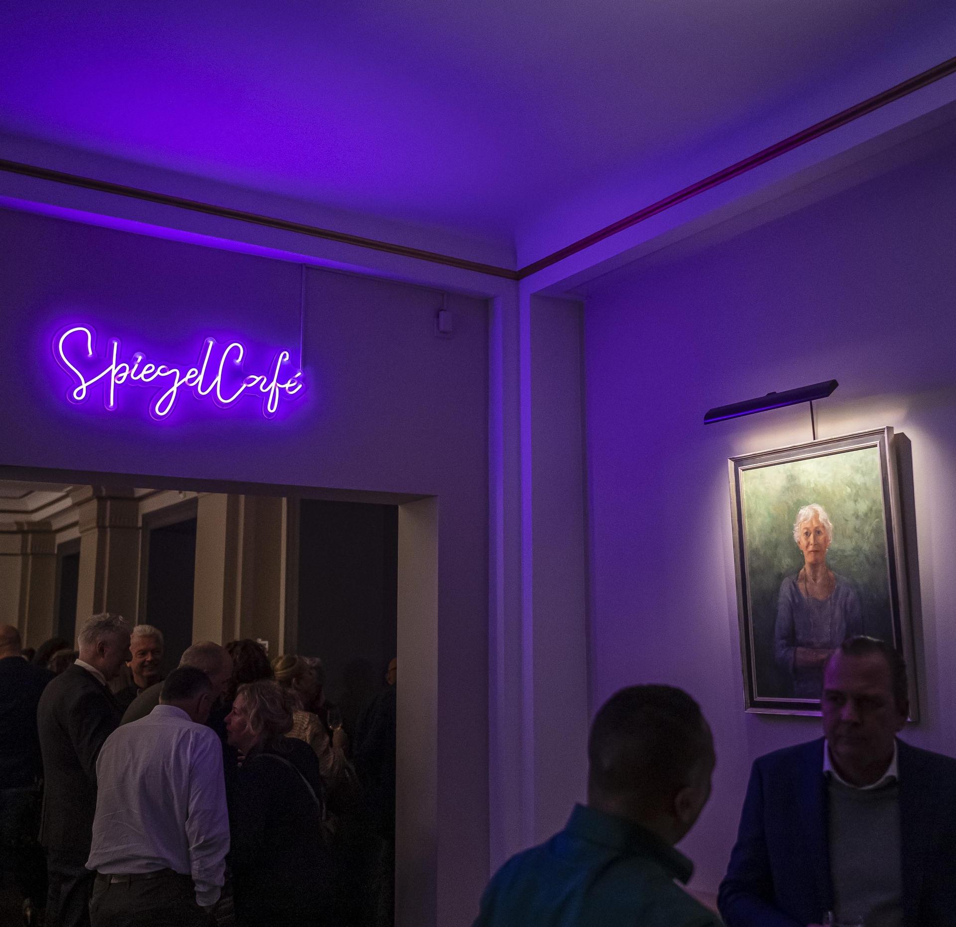 Het Spiegelcafé bij de nazit