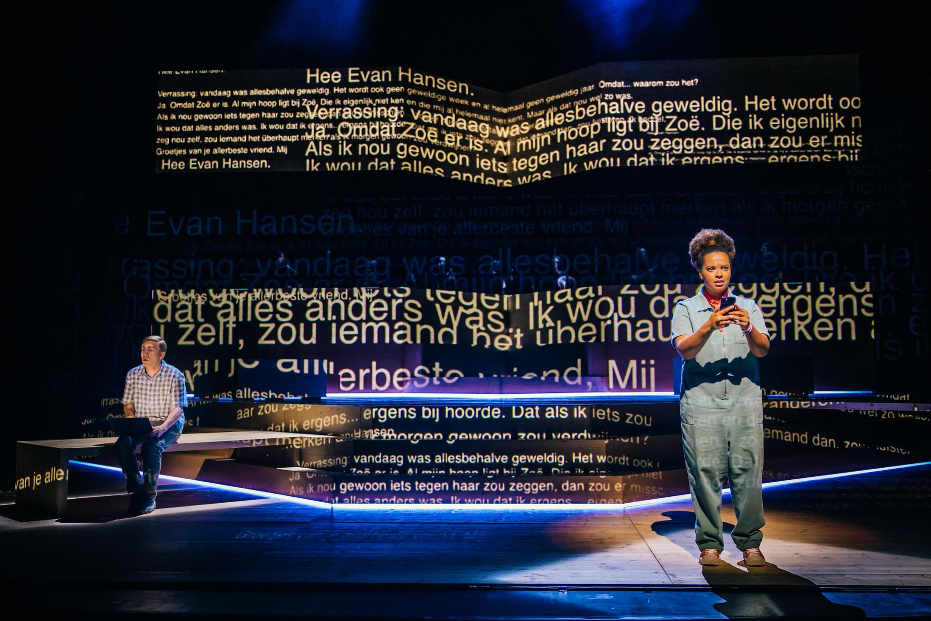 Dear Evan Hansen - acteurs op het podium