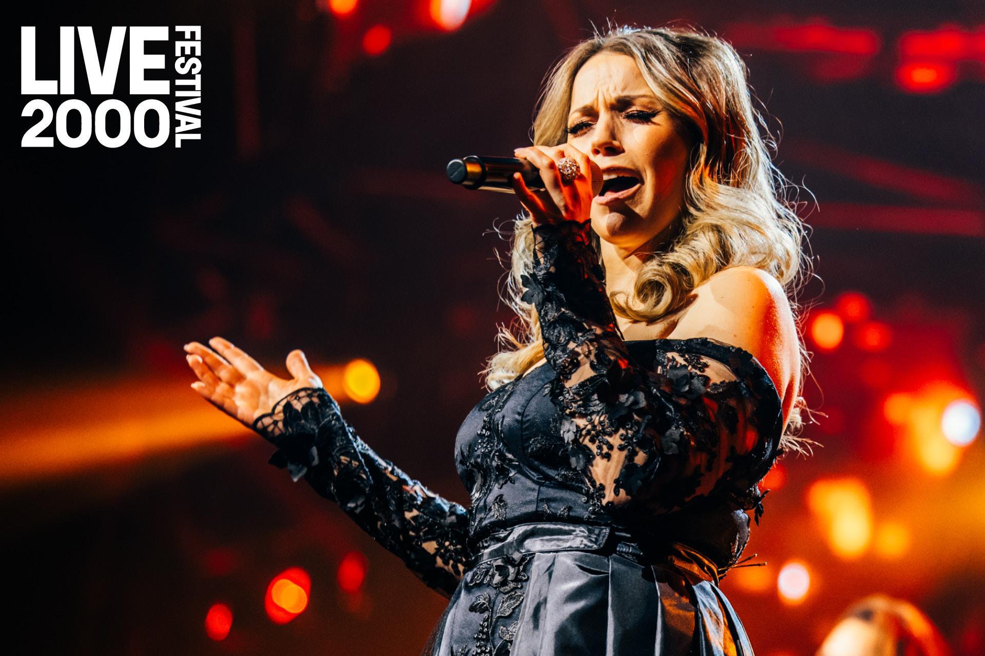 Tribute van Adele, Laura Ramaekers zingt op het podium