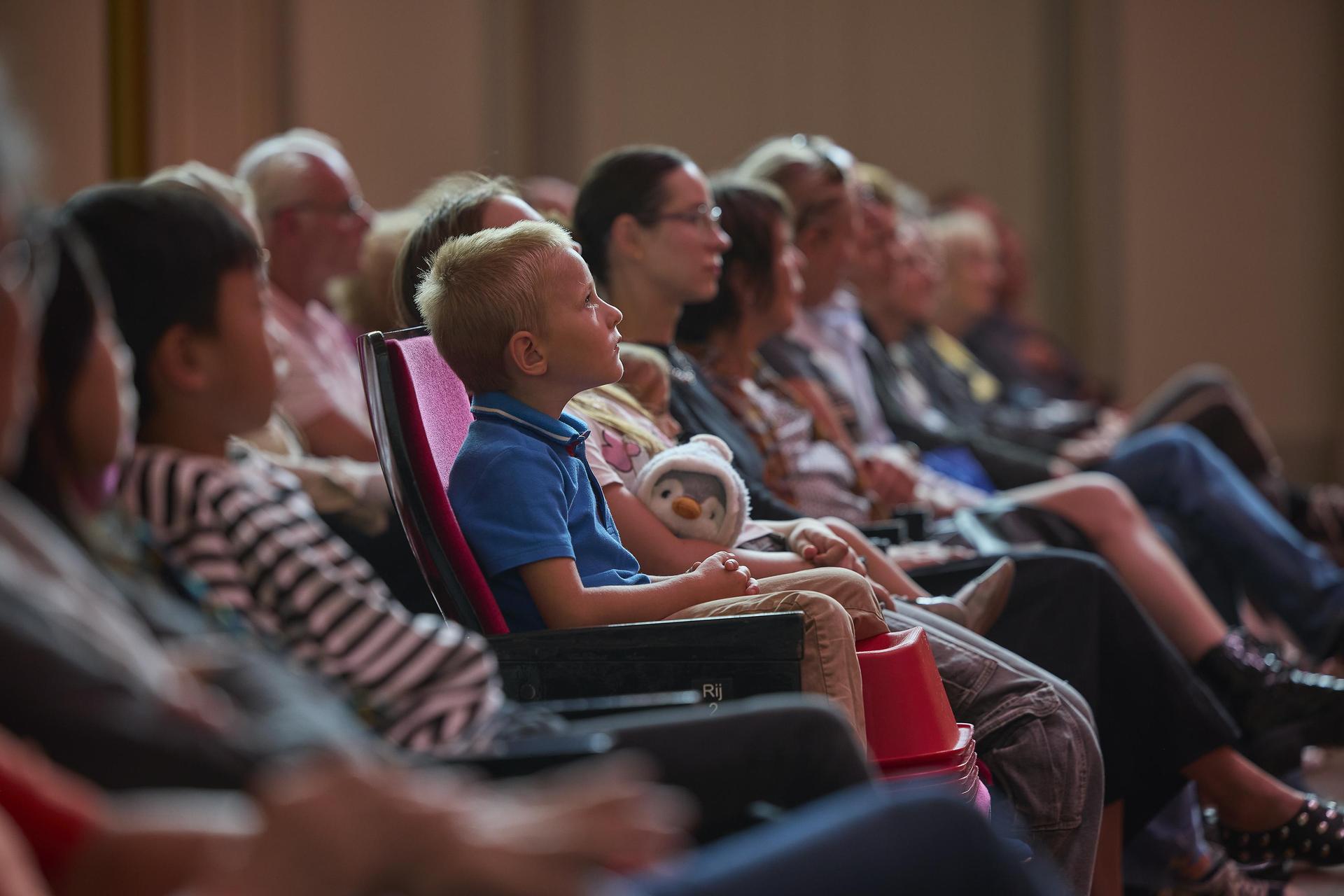 Kind bij concert in de Grote Zaal