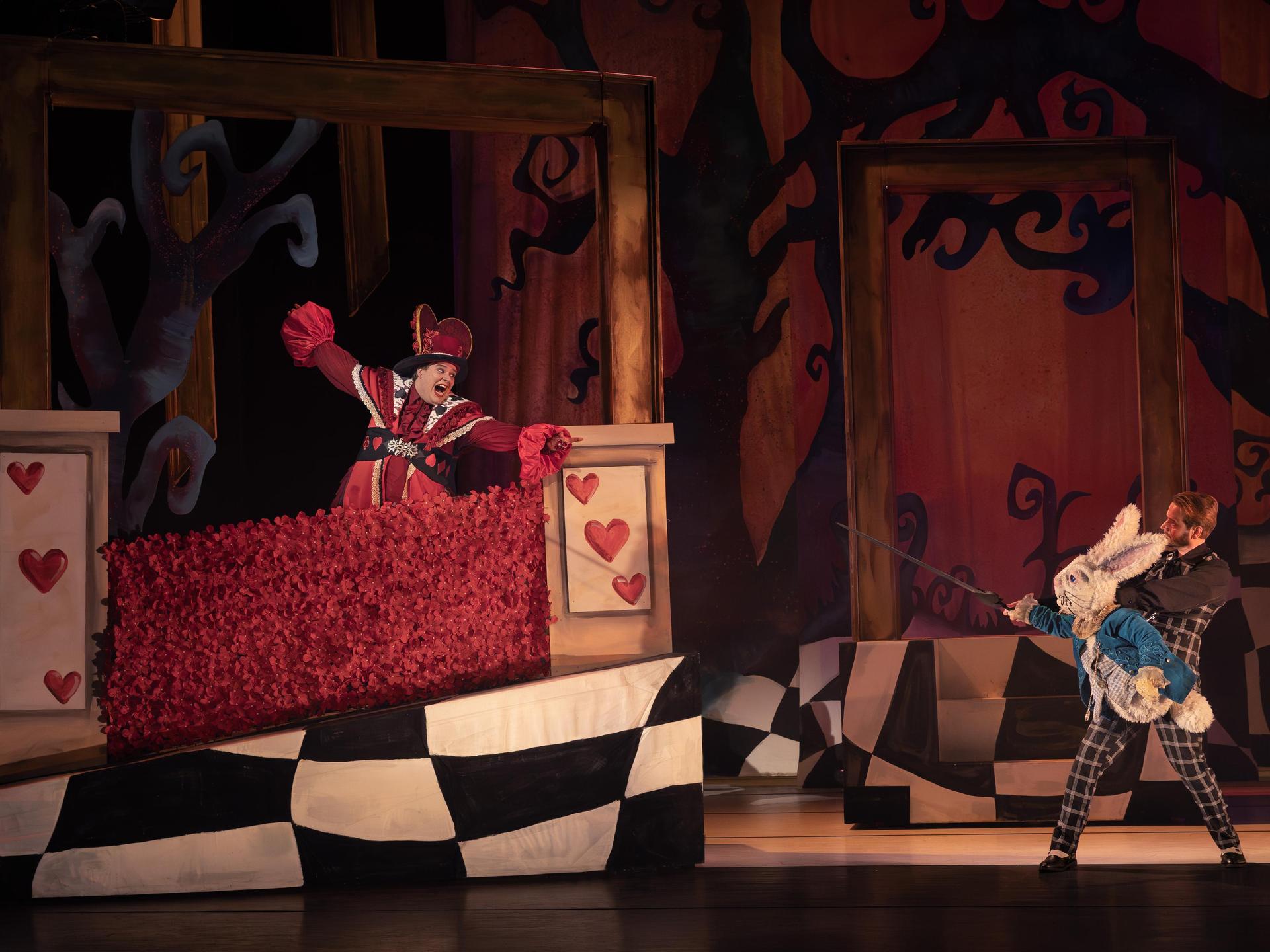 alice in wonderland scenefoto's