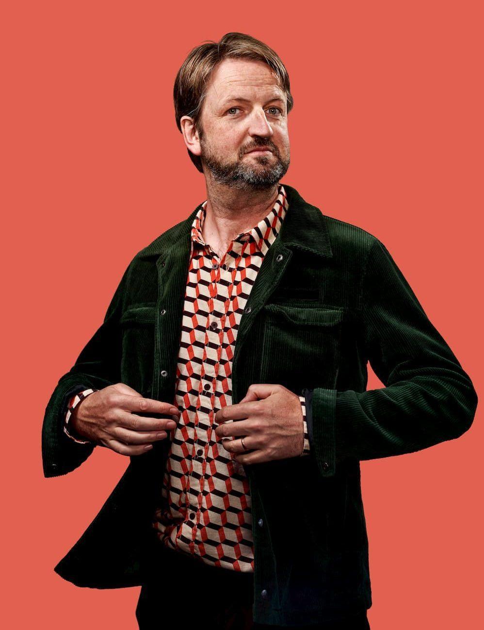 Rembrandt Frerichs poseert