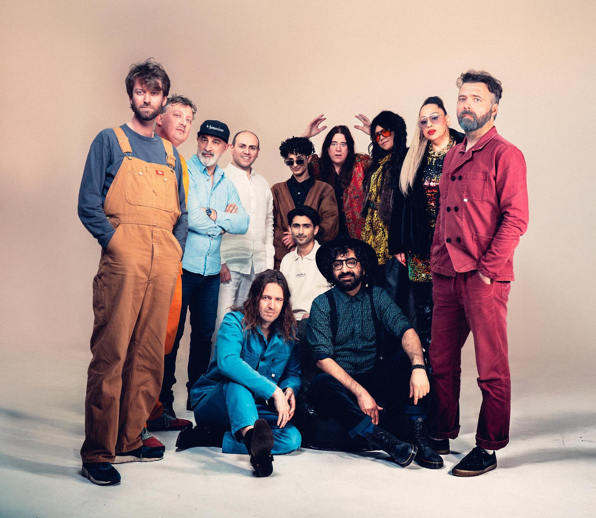 De Niemanders - Van Arabische grooves naar opera, gospel & alt-rock | Cafe Habibi