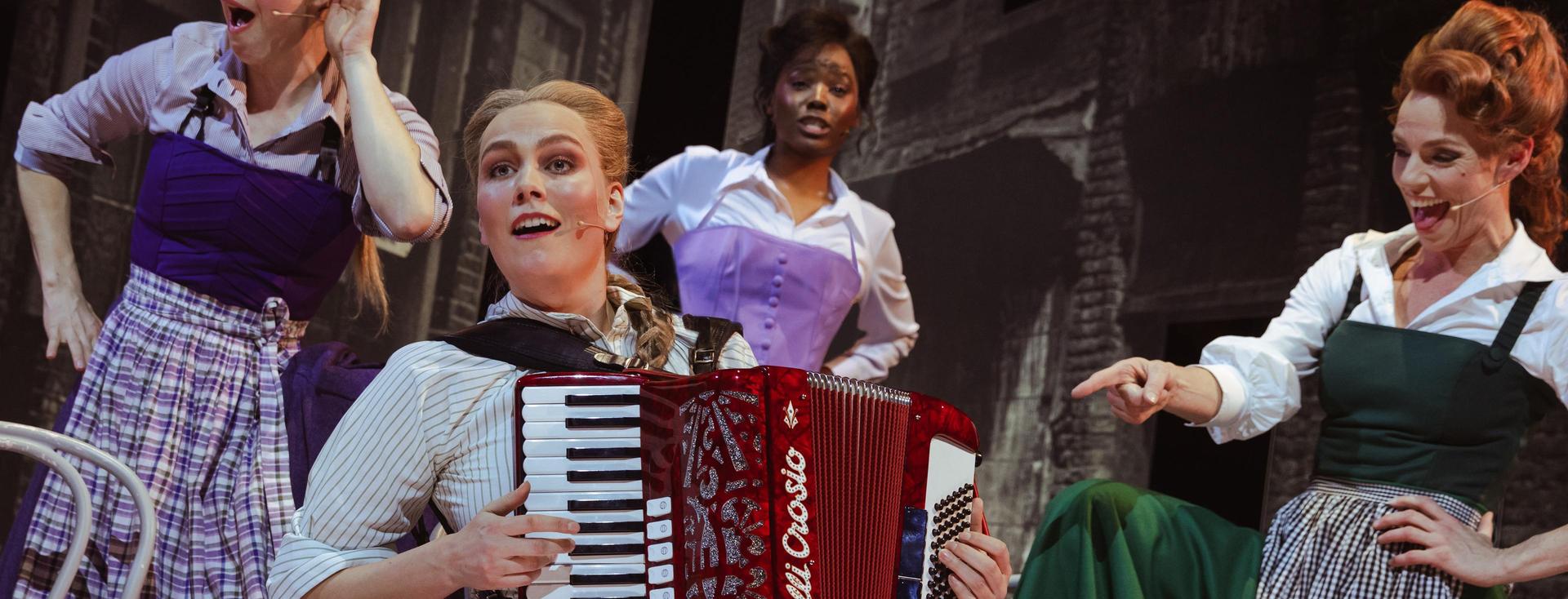 Scènefoto's Aletta de Musical