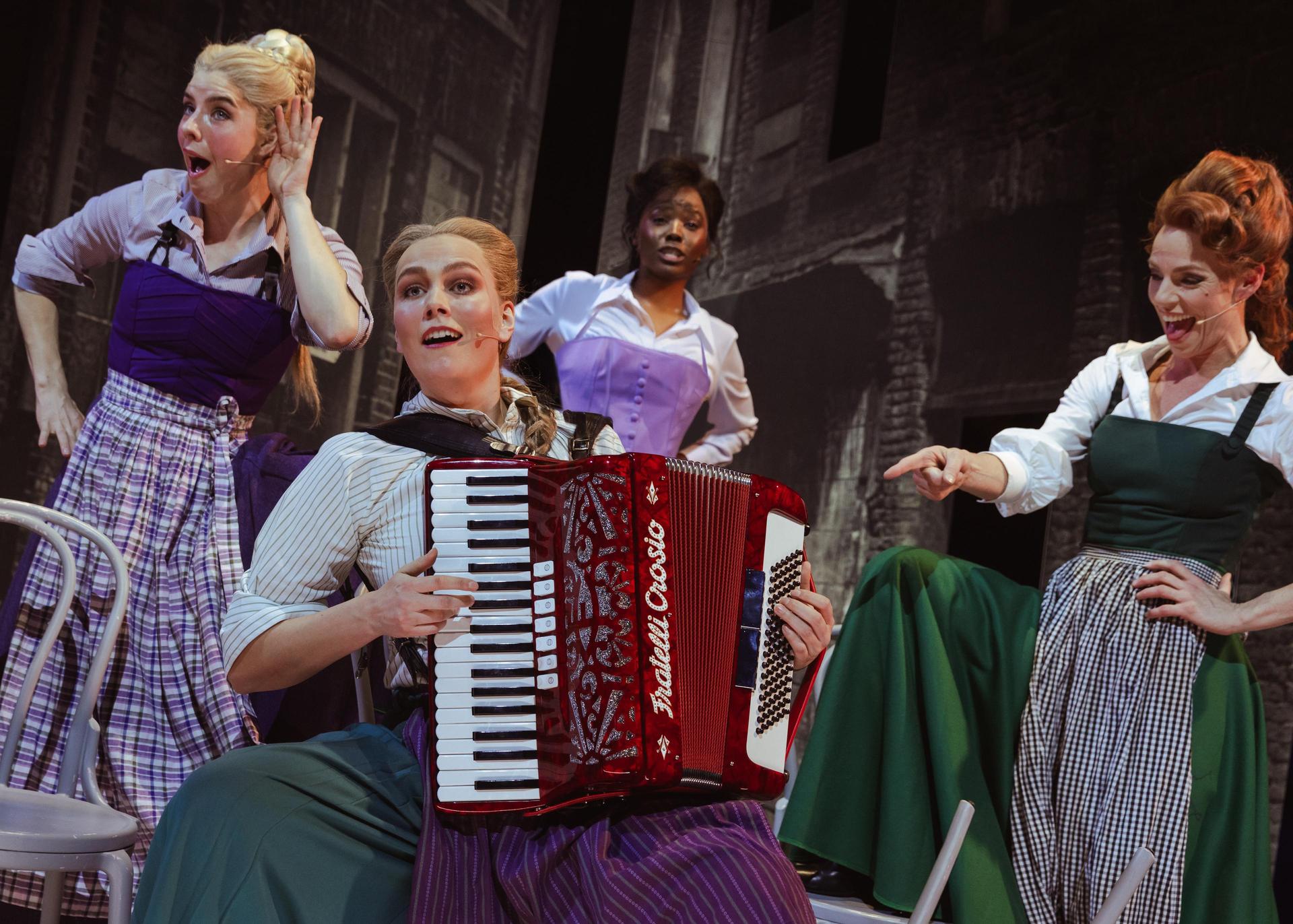 Scènefoto's Aletta de Musical