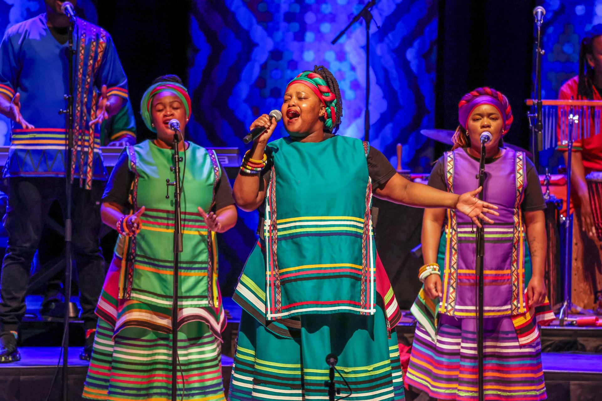 Soweto Gospel Choir op het podium