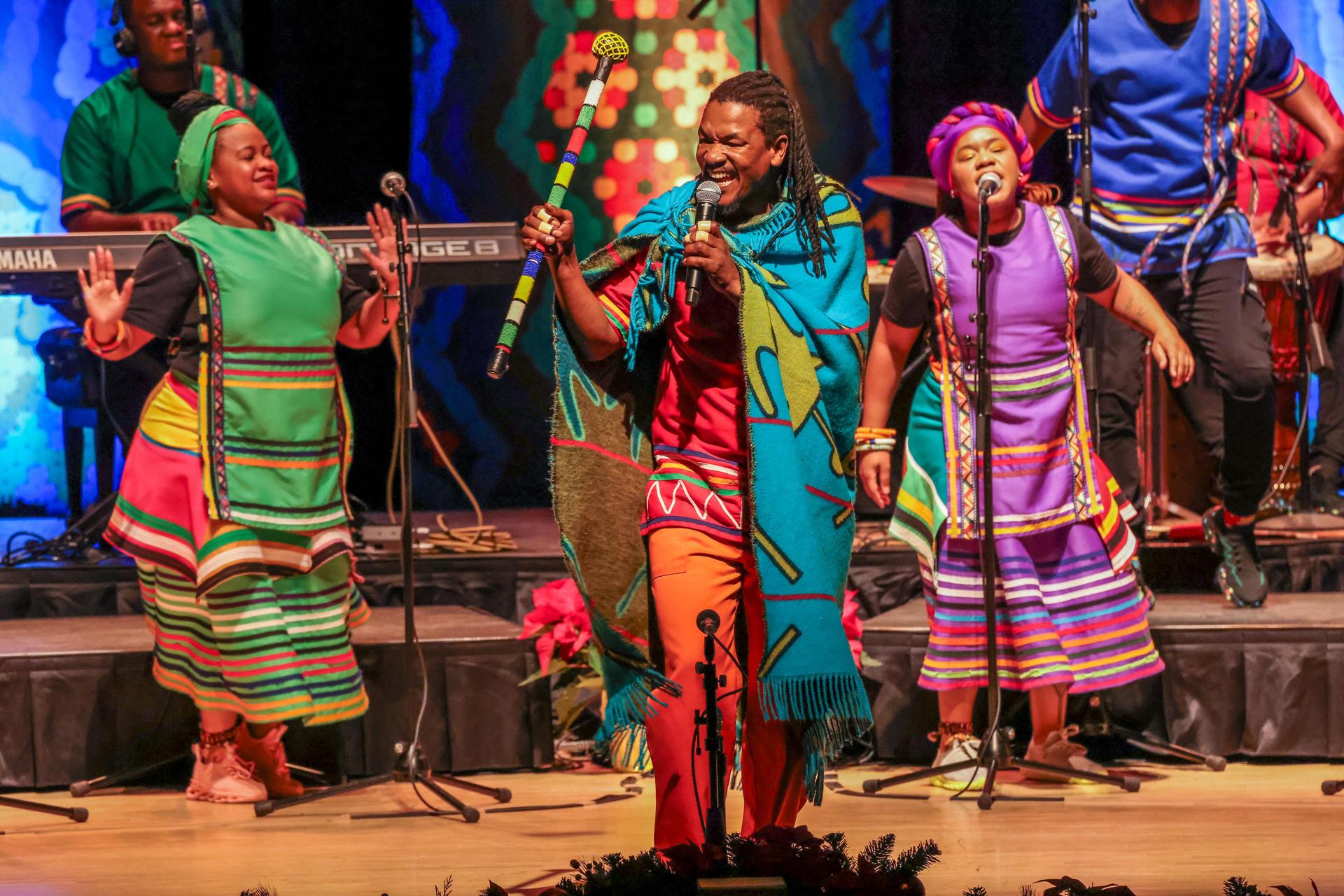 Soweto Gospel Choir op het podium