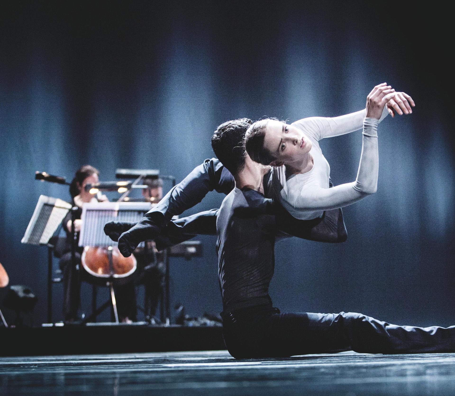 Nederlands Dans Theater | NDT 2 - A poem for the world