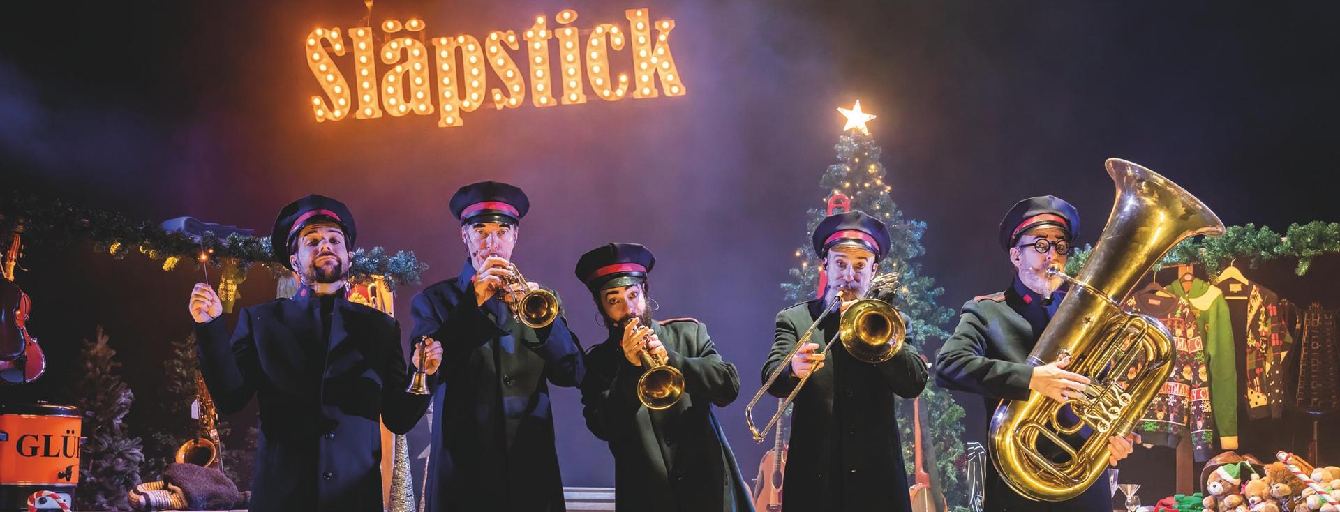 Scenefoto's Slapstick Kerstshow