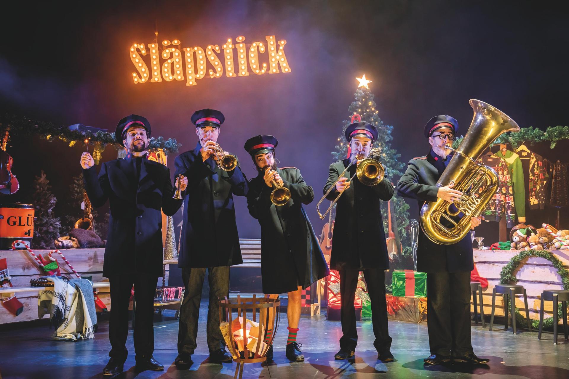 Scenefoto's Slapstick Kerstshow