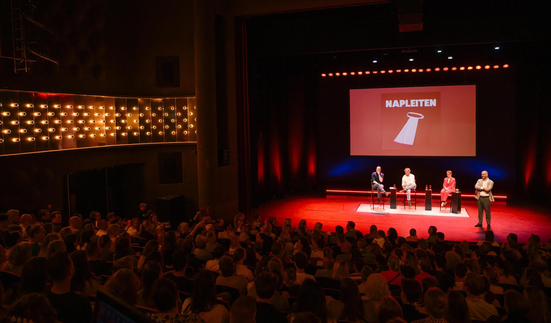 Scènefoto's Napleiten Live