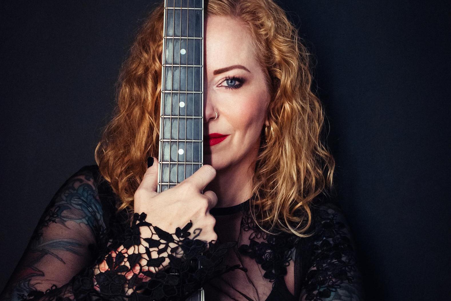 Anneke van Giersbergen