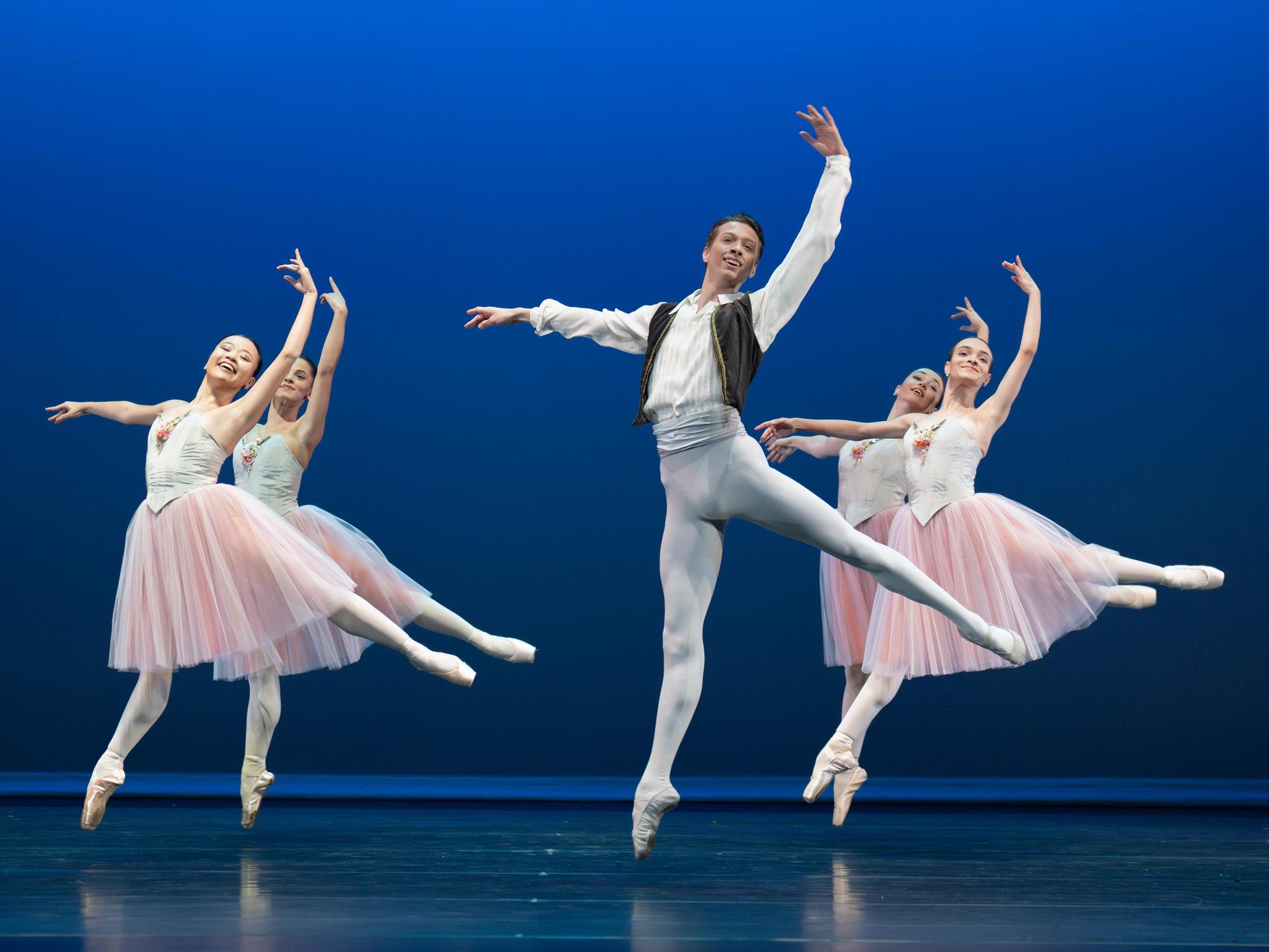 scenebeelden 10 jaar Junior Company