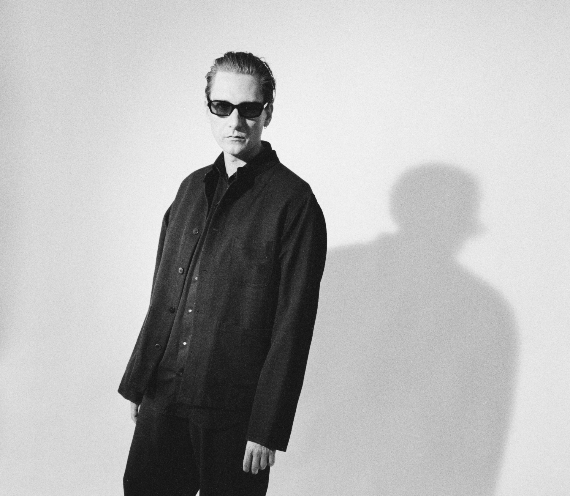 Thomas Azier - Nederlandse avant-pop met melancholische soundscapes | PANORAMA