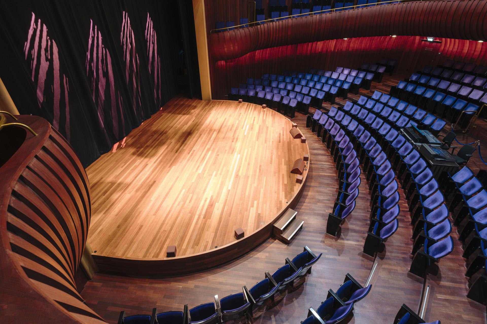 De Kleine Zaal van muziekhuis en evenementenlocatie PHIL in het centrum van Haarlem