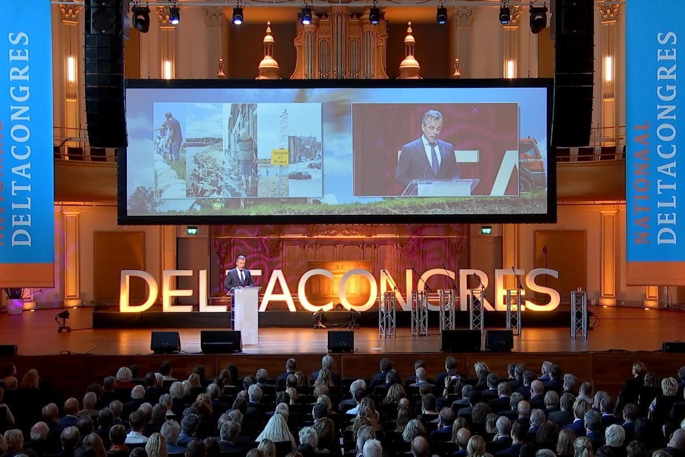 Een van de plenaire deltacongres sessies in de Grote Zaal van PHIL Haarlem